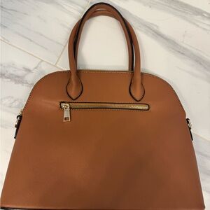 Elegant Tan Handbag